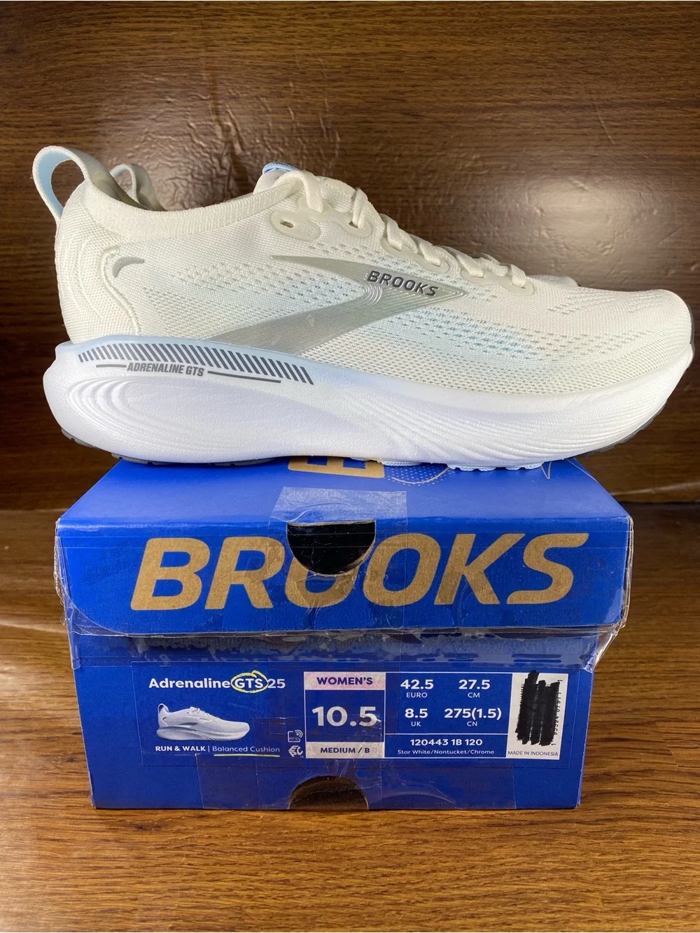 Brooks Adrenaline GTS 25 women’s shoe size 10.5
